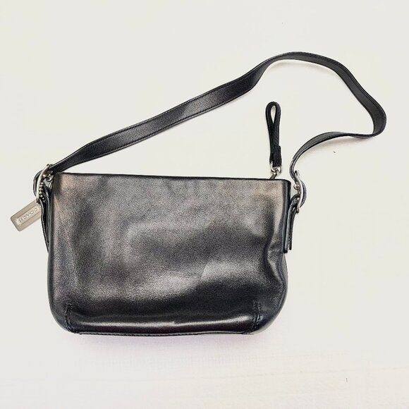 Small Vintage Coach Black Mini Bucket Bag - Lightweight and Elegant - Picture 1 of 4